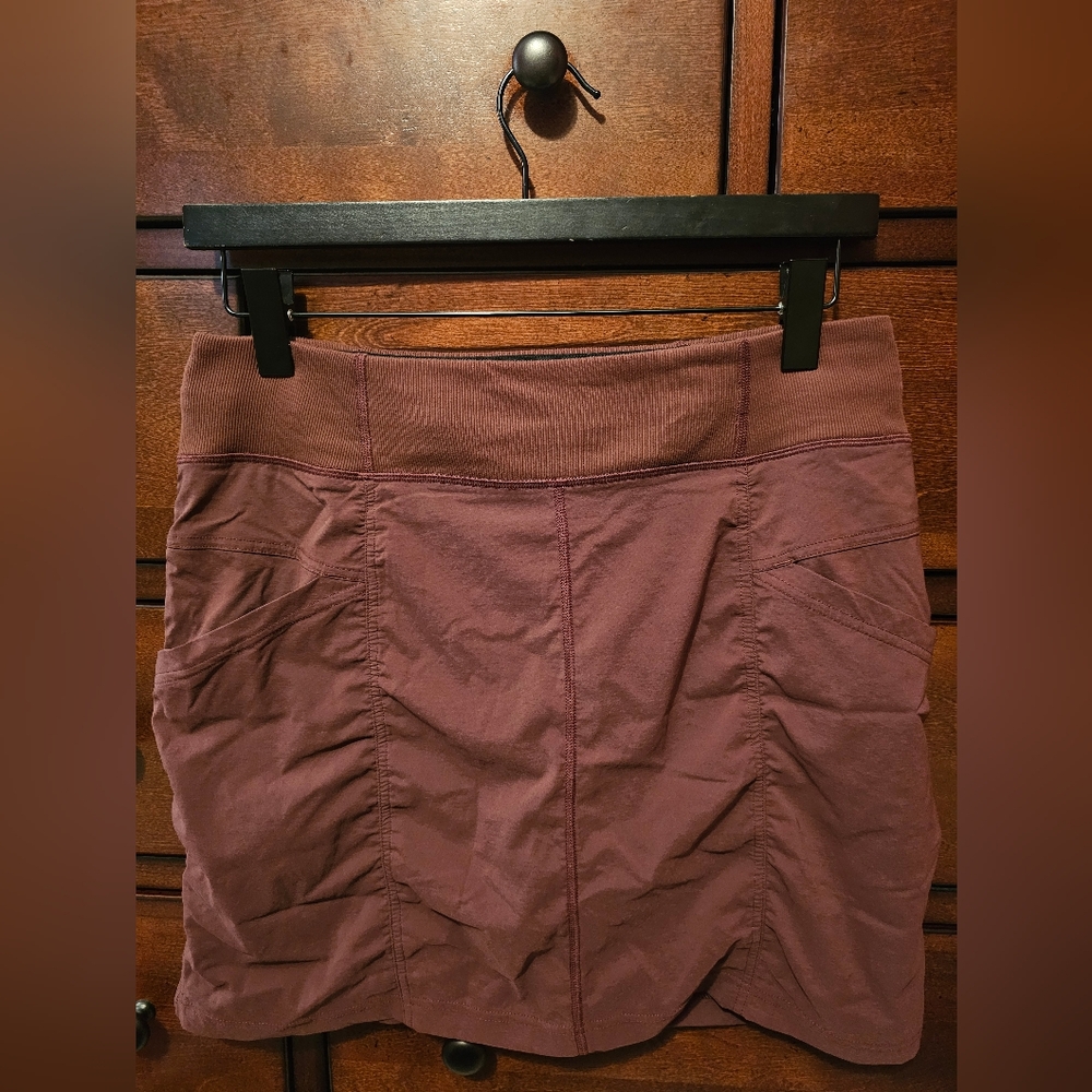 prAna red/brown athletic skort with pockets women's size large